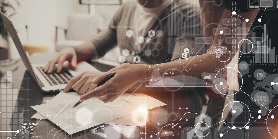 banner of Is a Robo Advisor Right For Your Investments?