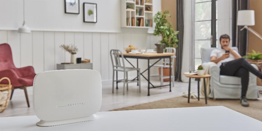 banner of Hubs Control the Perfect Smart Home