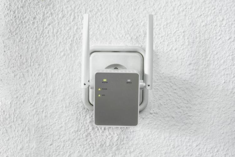main of A WiFi Extender Could Be the Answer to Bad WiFi