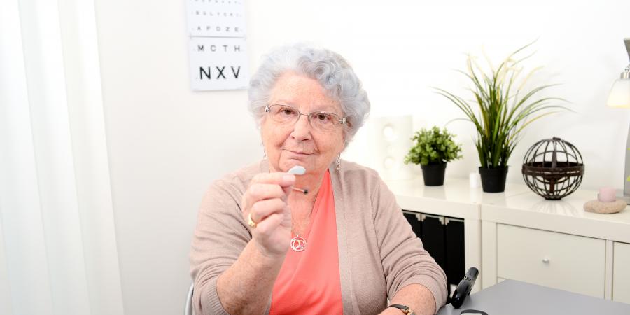 banner of Invisible Hearing Aids Can Offer Increased Hearing Without Affecting Anyone's Look (autoproducts)